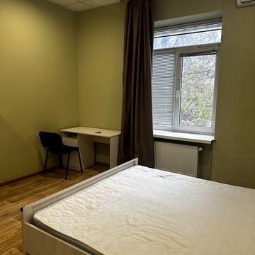 Запорізька вул., 19