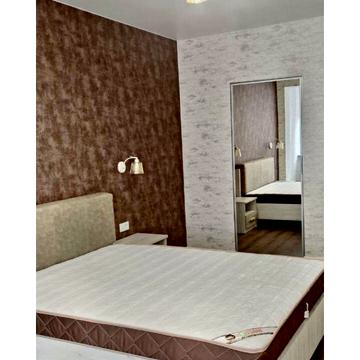 Олексія Вадатурського вул. (Маршала Малиновського), 18