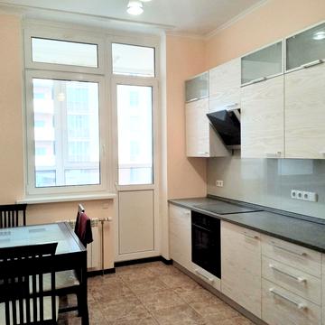 Гната Хоткевича вул. (Червоногвардійська), 8