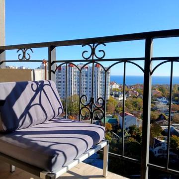 Полуничний пров., 24