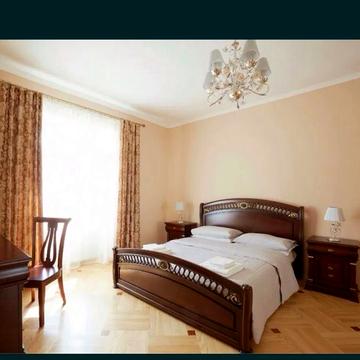 Братів Рогатинців вул., 3