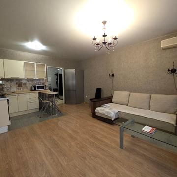 Сімї Кульженків вул. (Петра Дегтяренка), 31-Б