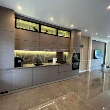 вул. Павла Чубинського, 13