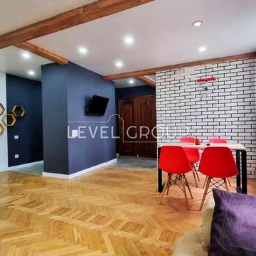 Гетьмана Кирила Розумовського вул. (Миколи Краснова), 12-А