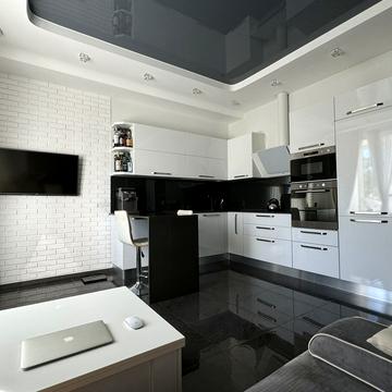 Хантадзе вул., 3