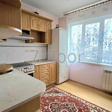 Червоної Калини просп. (Володимира Маяковського), 1-Б