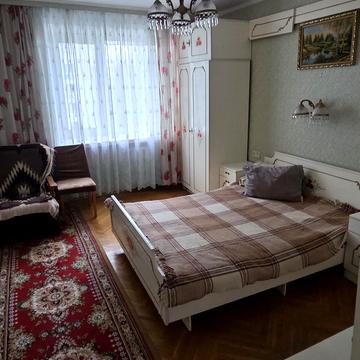 Митрополита Андрея Шептицького вул. (Анатолія Луначарського), 3-Б