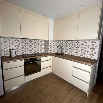 Доківська вул., 10, к10