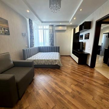 Осіння вул., 33