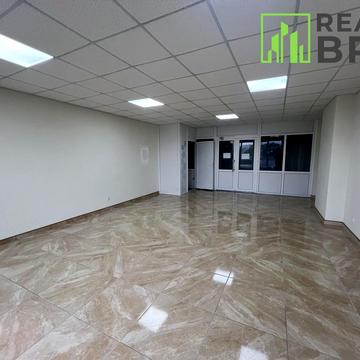 Подільська вул., 1