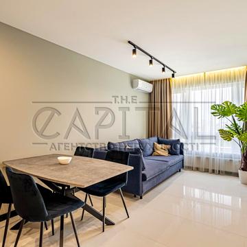 Ужгородський пров., 4/1