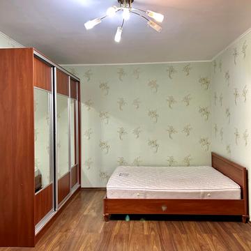 Петра Калнишевського вул. (Михайла Майорова), 7