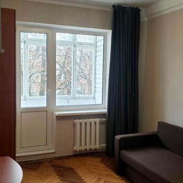 Волинська вул., 5