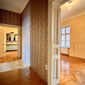 Гетьмана Петра Дорошенка вул. (), 50