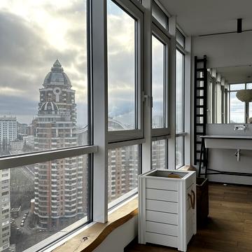 Лесі Українки бульв., 7-В