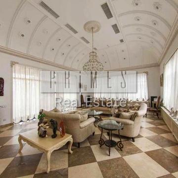 Звіринецька вул., 14