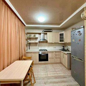 Старокозацька вул. (Комсомольська), 41/43