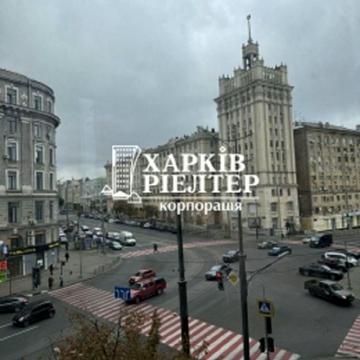 Павлівський майдан пл. (Рози Люксембург майдан), 10