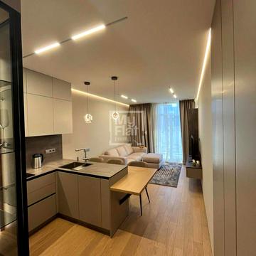 Салютна вул., 2к23