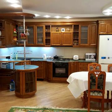 Володимира Івасюка просп. (Героїв Сталінграду), 16-Д