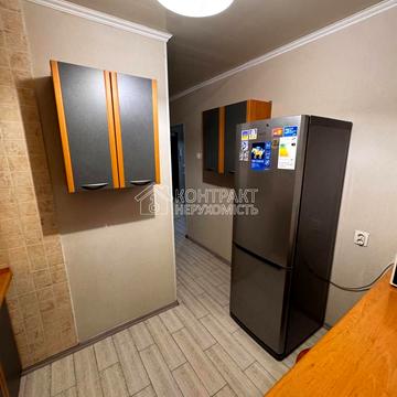 Архітекторів вул., 32