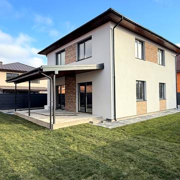 Якова Качури вул., 15