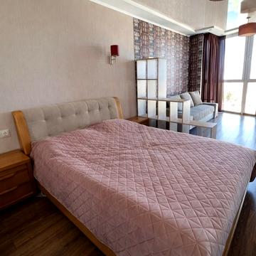 Драгоманова вул., 2