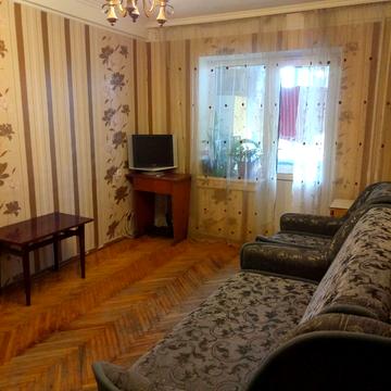 Леся Курбаса просп., 12