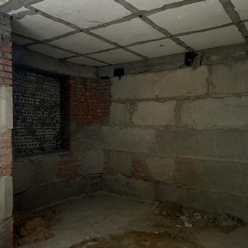 Хантадзе вул., 1