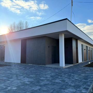 Виноградна вул., 2