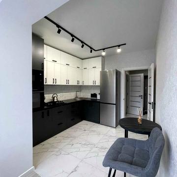 Співдружності вул., 5