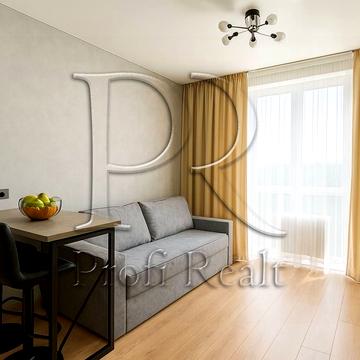 Щаслива вул., (Будинок 20/10)