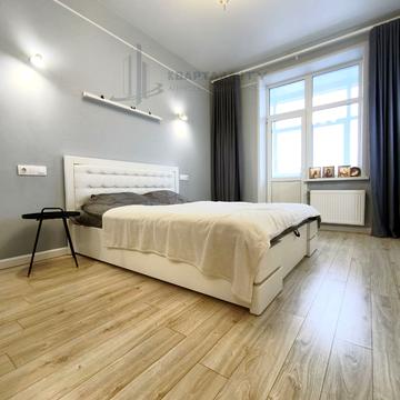 Незалежності вул., 23