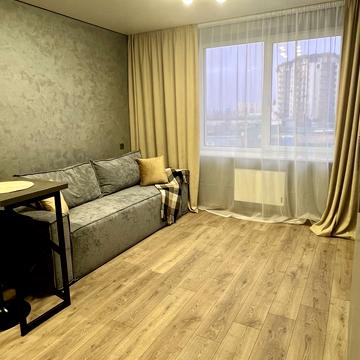 Героїв Небесної Сотні просп., 16/9