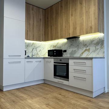 Кадетський Гай вул., 10