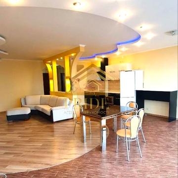 Лабораторна вул., 37/33