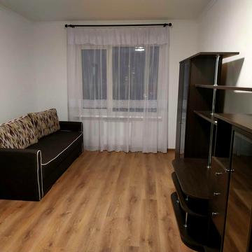 Бориса Гмирі вул., 16