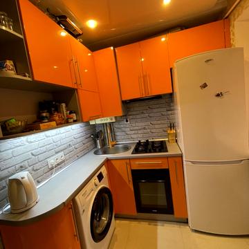 Вільна вул., 19