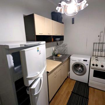 Зої Гайдай вул., 10