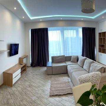 Олександра Поля просп. (Кірова), 16