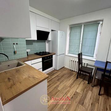 Академіка Заболотного вул., 44