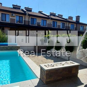 Пантелеймона Куліша вул.