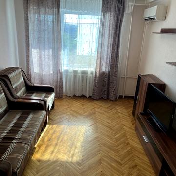 Академіка Шалімова вул. (Героїв Севастополя), 22