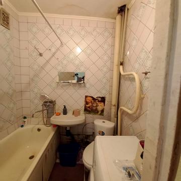 Нескорених вул. (Героїв Праці), 12г