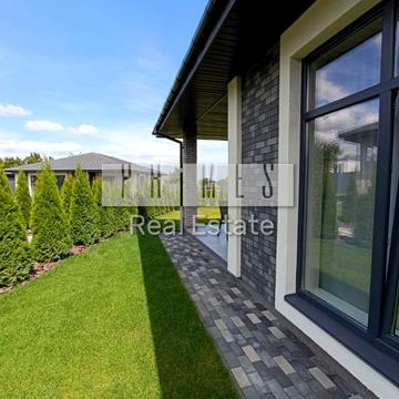 Анни Ярославни вул.