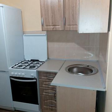 Академіка Янгеля вул., 9