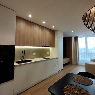 Євгена Коновальця вул., 37-А