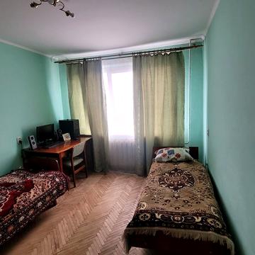 Івана Пулюя вул., 25