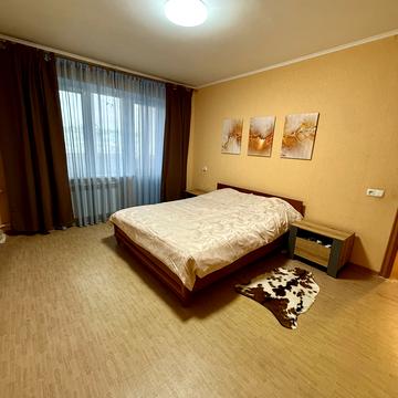 Михайла Лушпи просп., 22