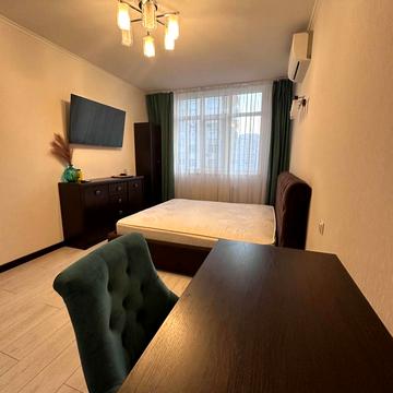 Олени Пчілки вул., 3